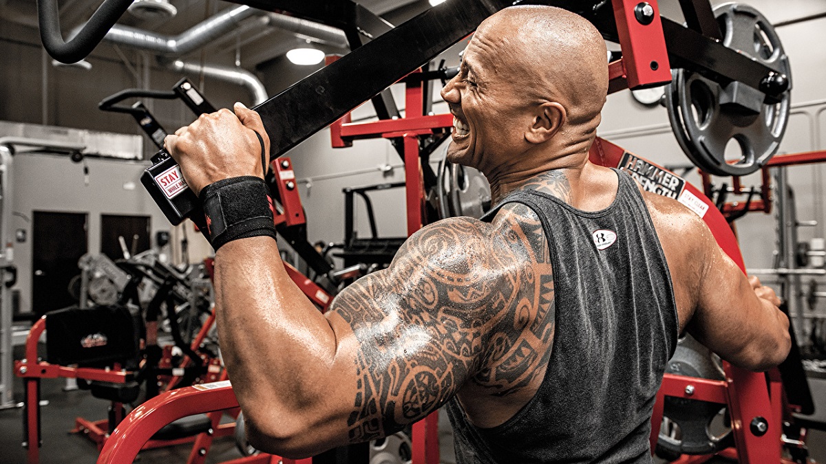 dwayne johnson skalata - trenirovychen rejim.jpg